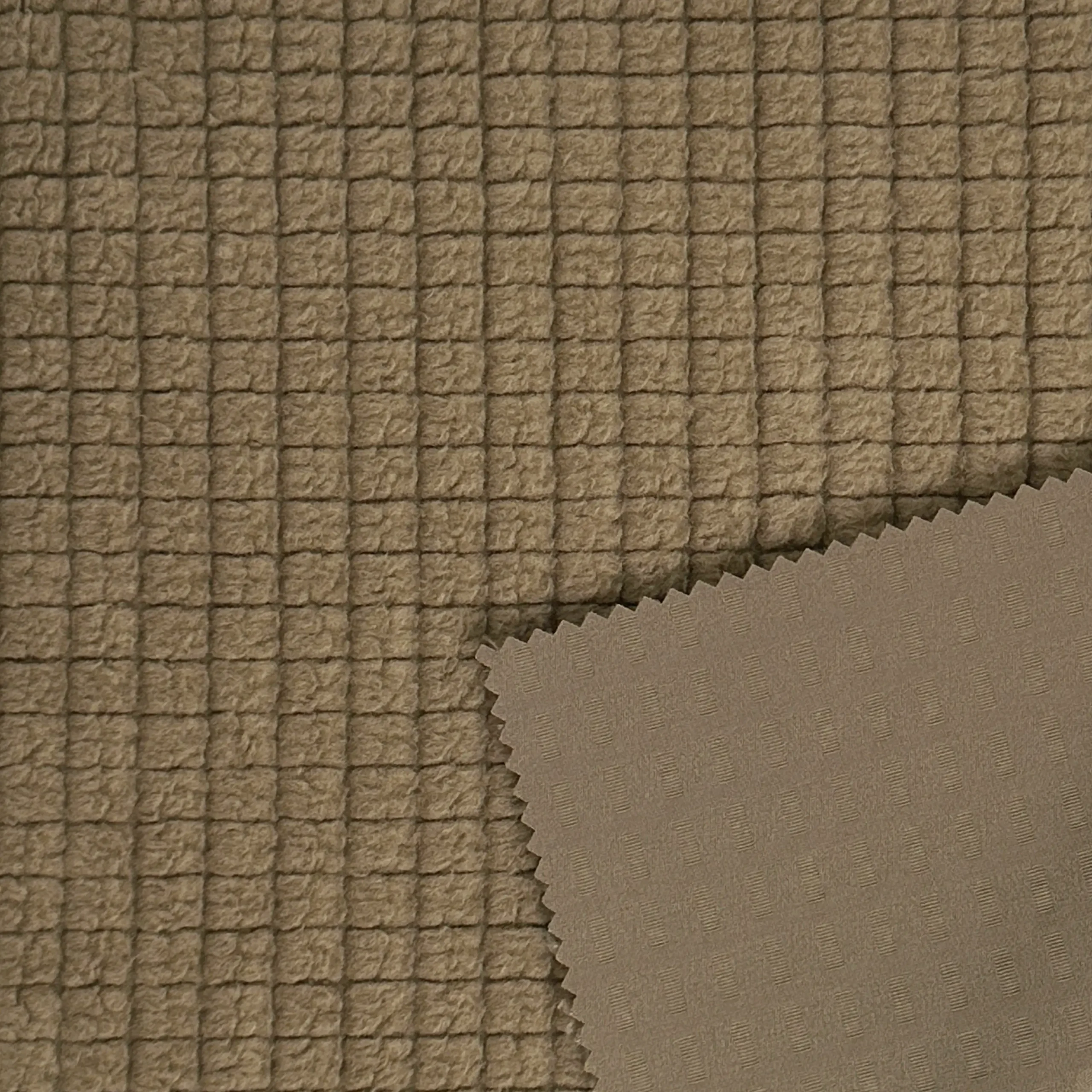 Corn Grid Stretch Integrated Fleece
